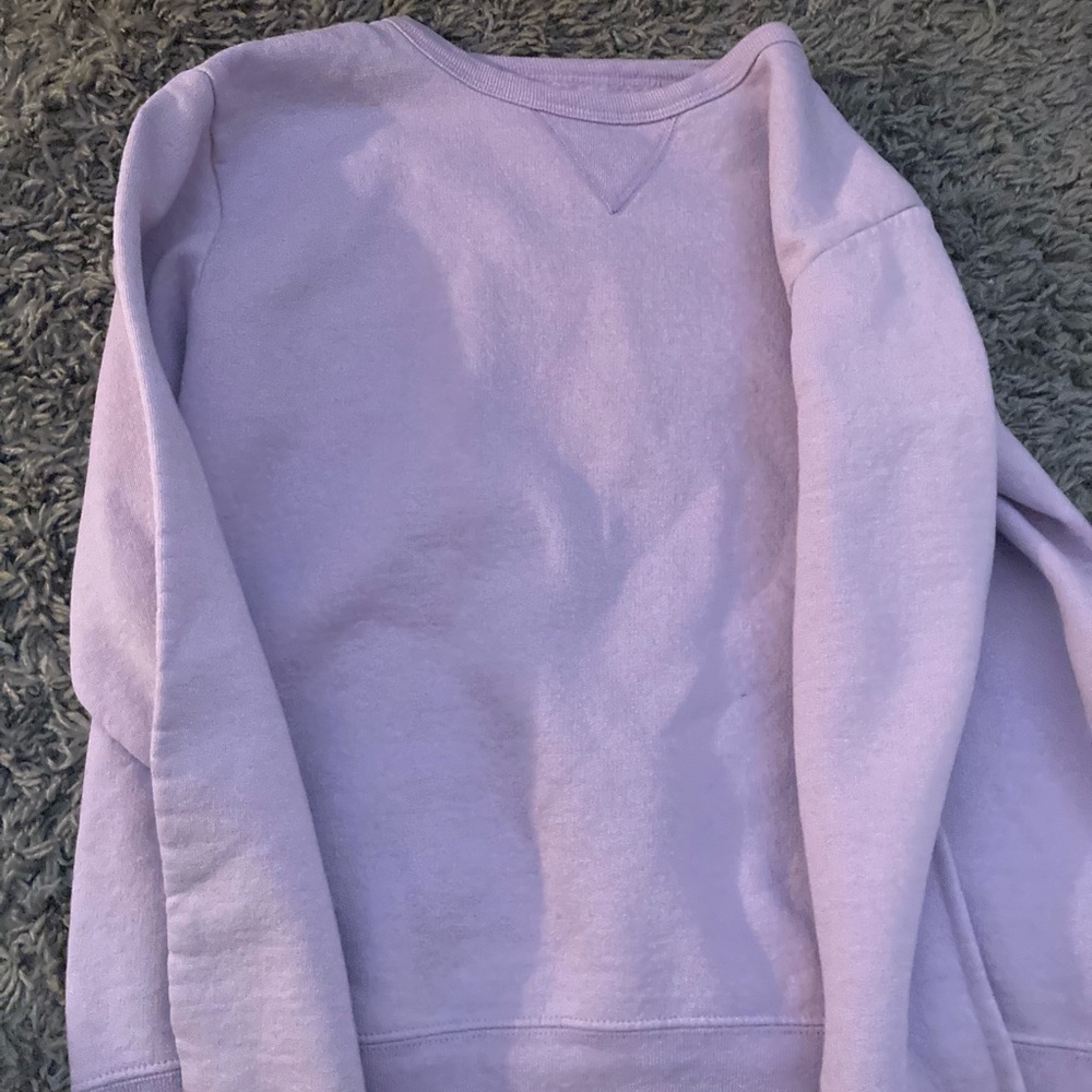 sweatshirt comfy and oversized!